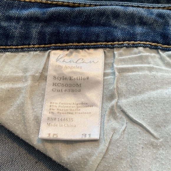 KanCan mid / high rise distressed raw hem skinny medium wash Size 31 - Picture 6 of 16
